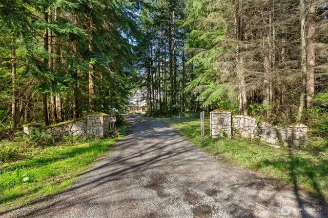 $1,699,000 | 8625 353rd Avenue Northeast, Carnation, WA 98014