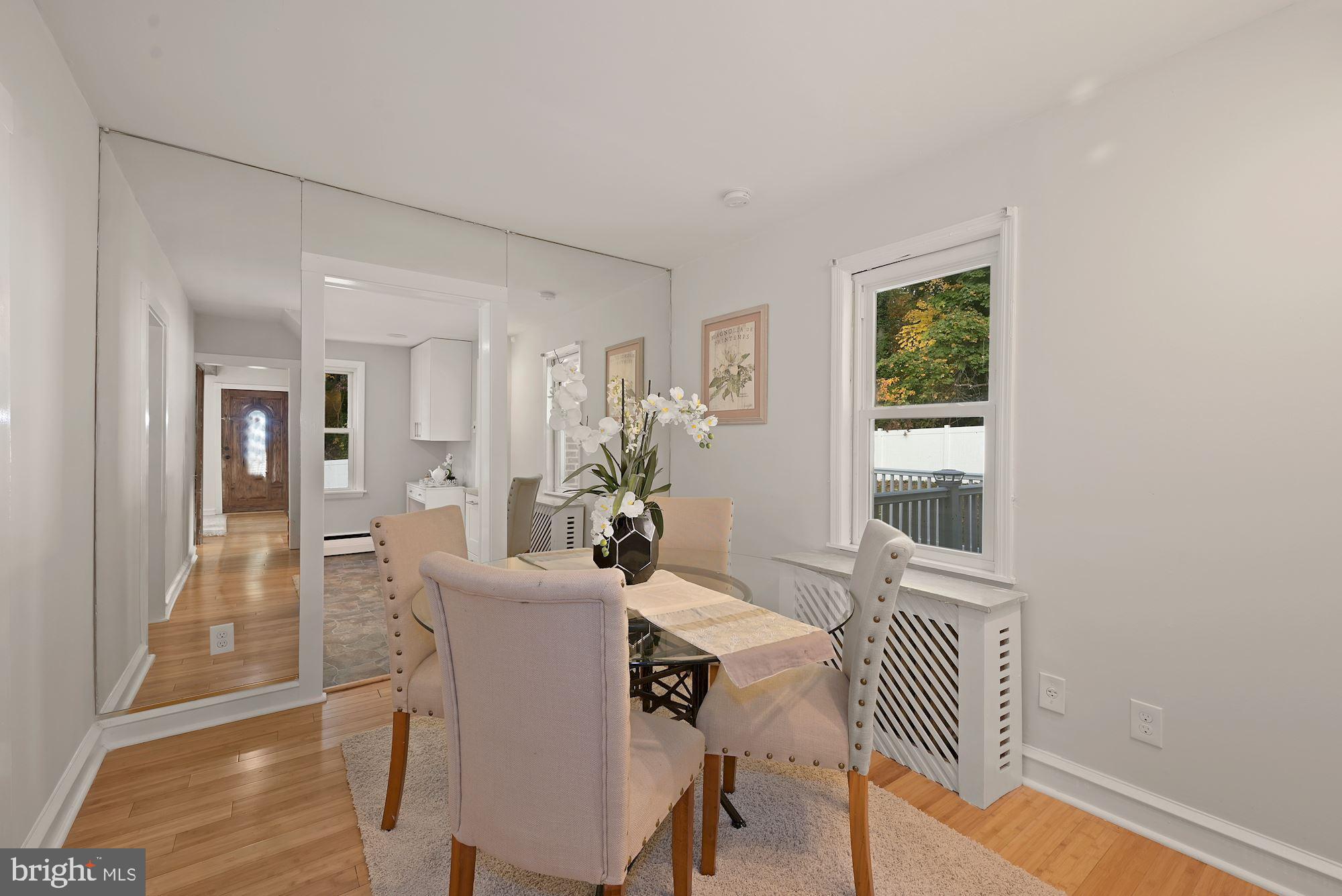 329 Union Avenue Runnemede, NJ 08078 - Photo 11 of 32 Dining Room