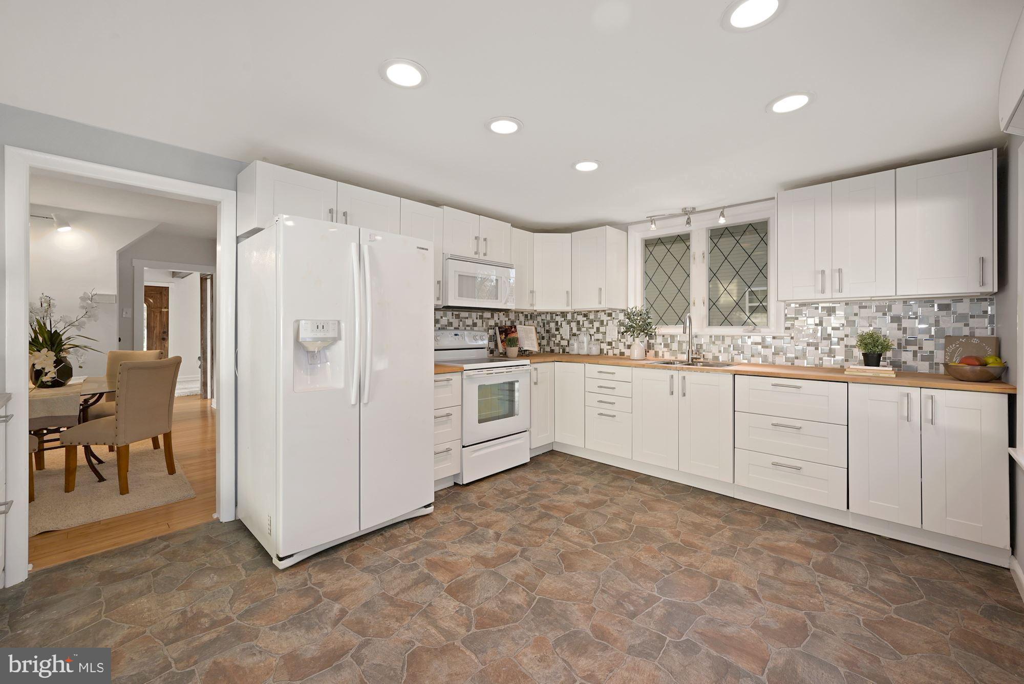 329 Union Avenue Runnemede, NJ 08078 - Photo 13 of 32 Kitchen