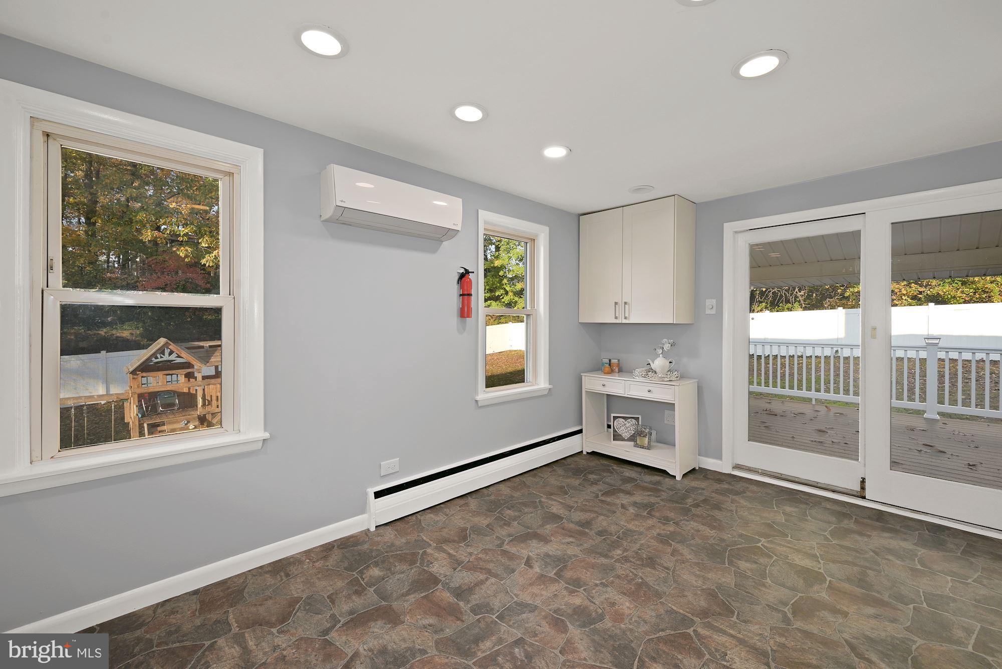 329 Union Avenue Runnemede, NJ 08078 - Photo 17 of 32 Kitchen