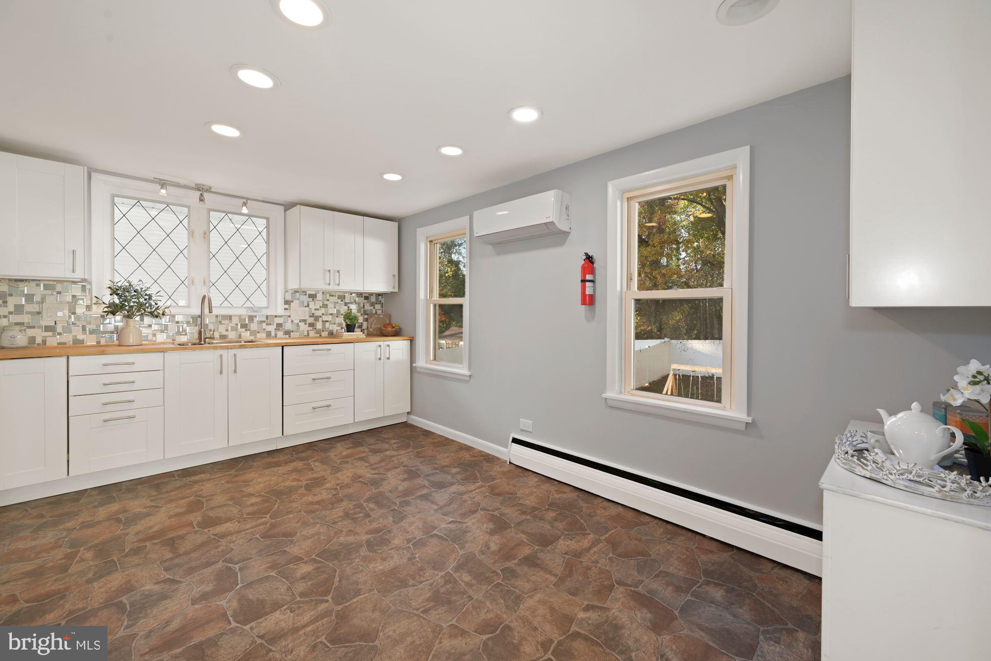 329 Union Avenue Runnemede, NJ 08078 - Photo 18 of 32 Kitchen