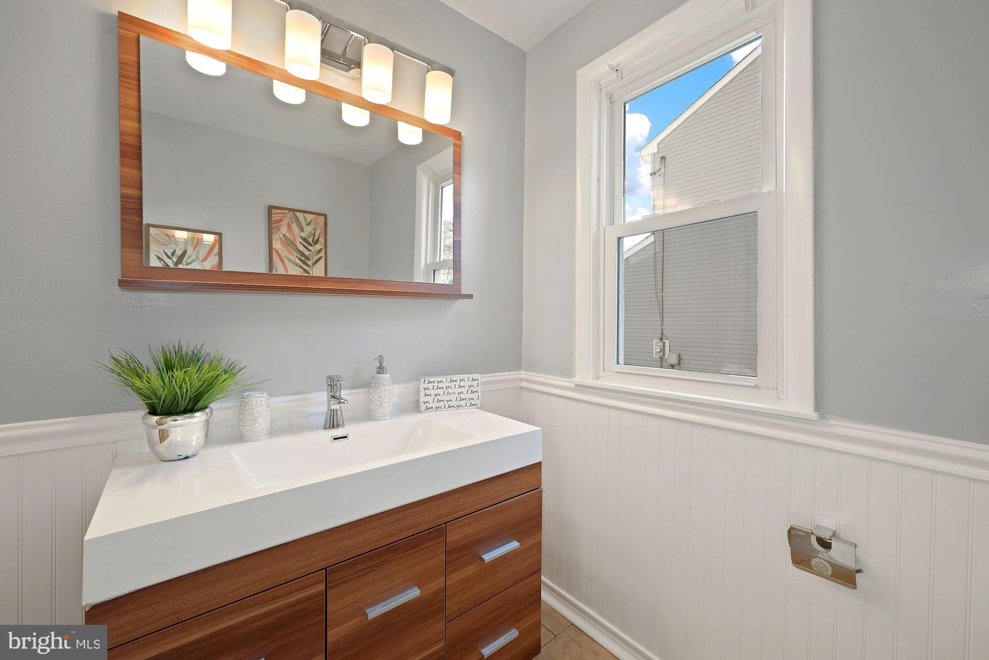 329 Union Avenue Runnemede, NJ 08078 - Photo 19 of 32 Main Level Half Bath