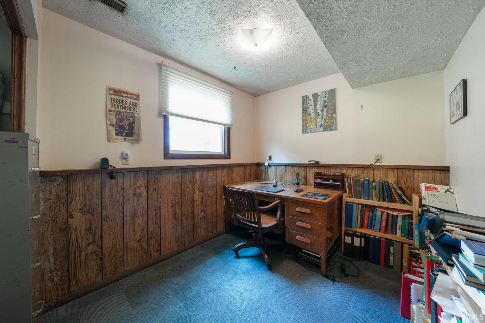 50949 Clover Road Granger, IN 46530 - Photo 21 of 32 Gallery Image 21