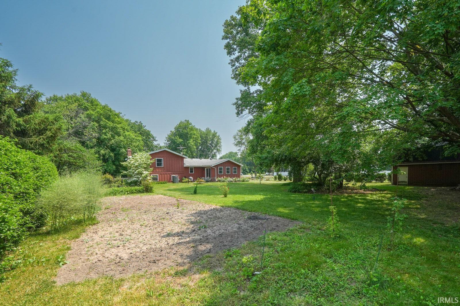 50949 Clover Road Granger, IN 46530 - Photo 29 of 32 Gallery Image 29