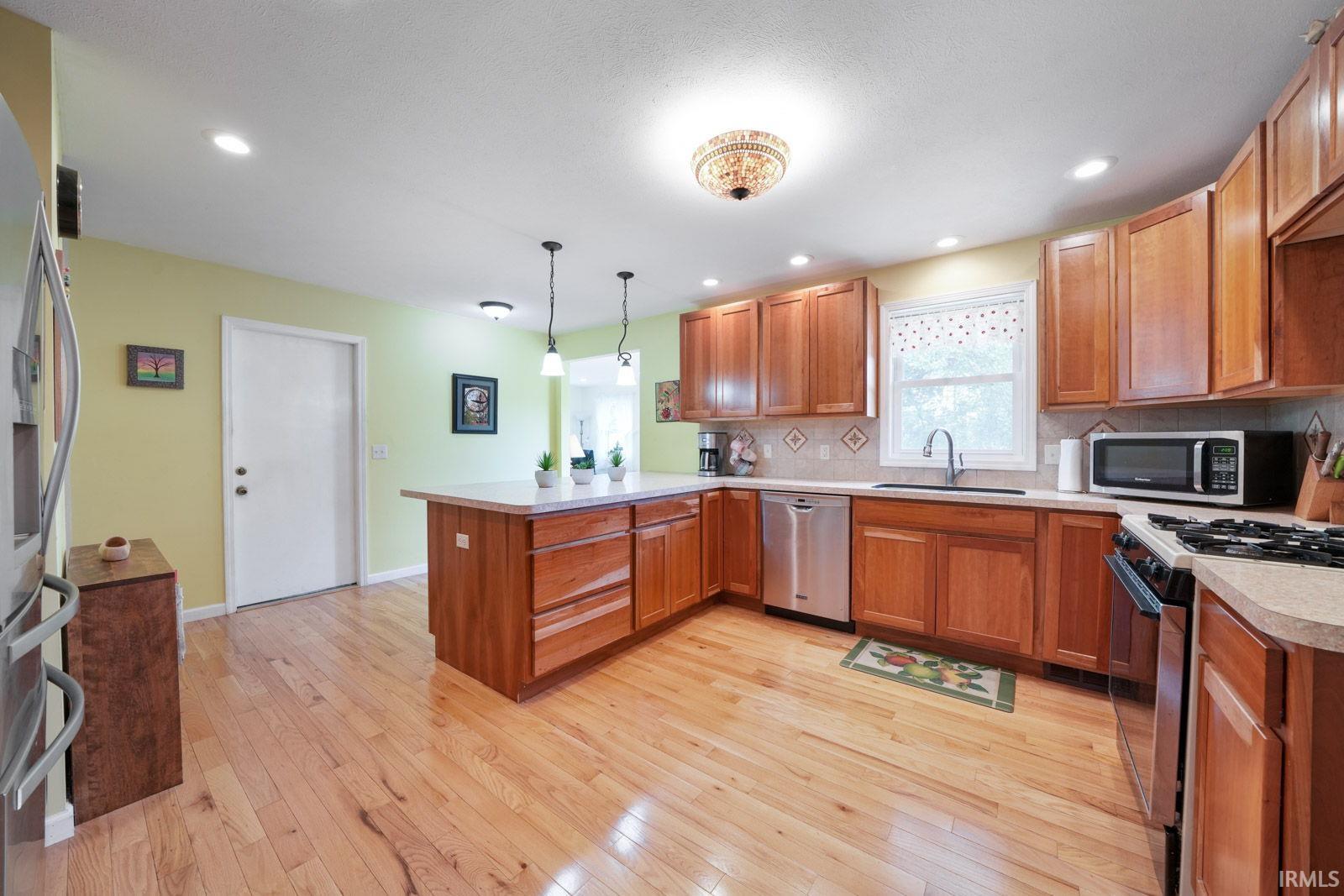 50949 Clover Road Granger, IN 46530 - Photo 3 of 32 Gallery Image 3