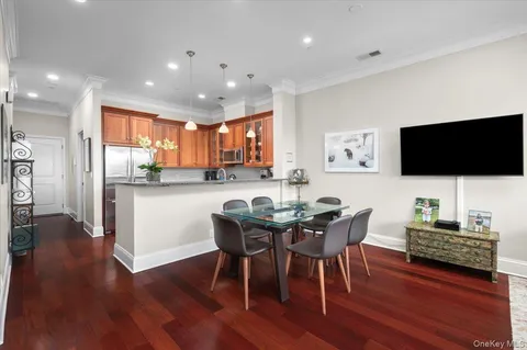$1,199,000 | 127 West Main Street, Unit 205, Tarrytown, NY 10591