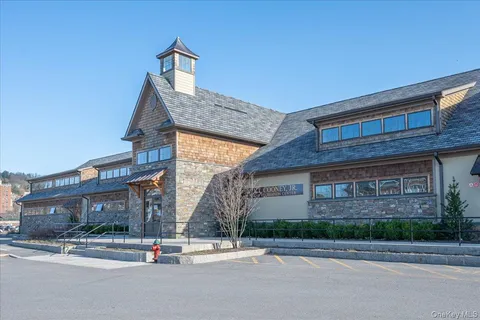 $1,199,000 | 127 West Main Street, Unit 205, Tarrytown, NY 10591