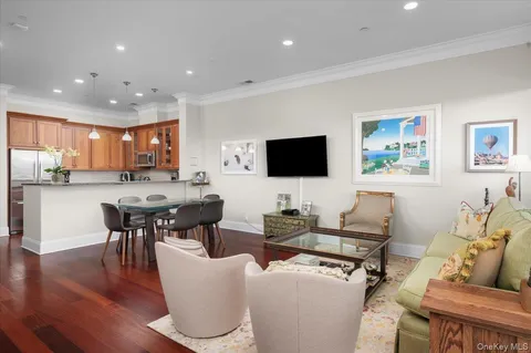 $1,199,000 | 127 West Main Street, Unit 205, Tarrytown, NY 10591