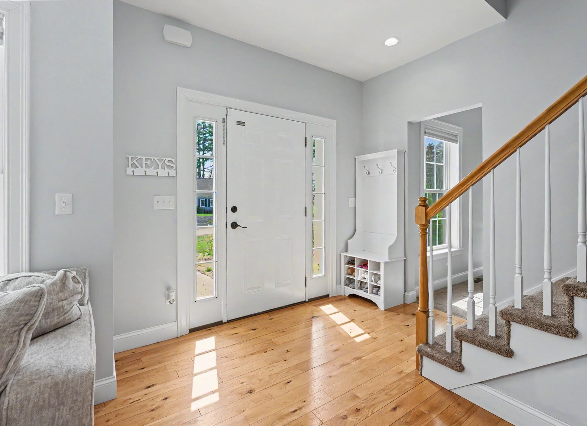 3 Jadyns Way Raymond, NH 03077 - Photo 3 of 40