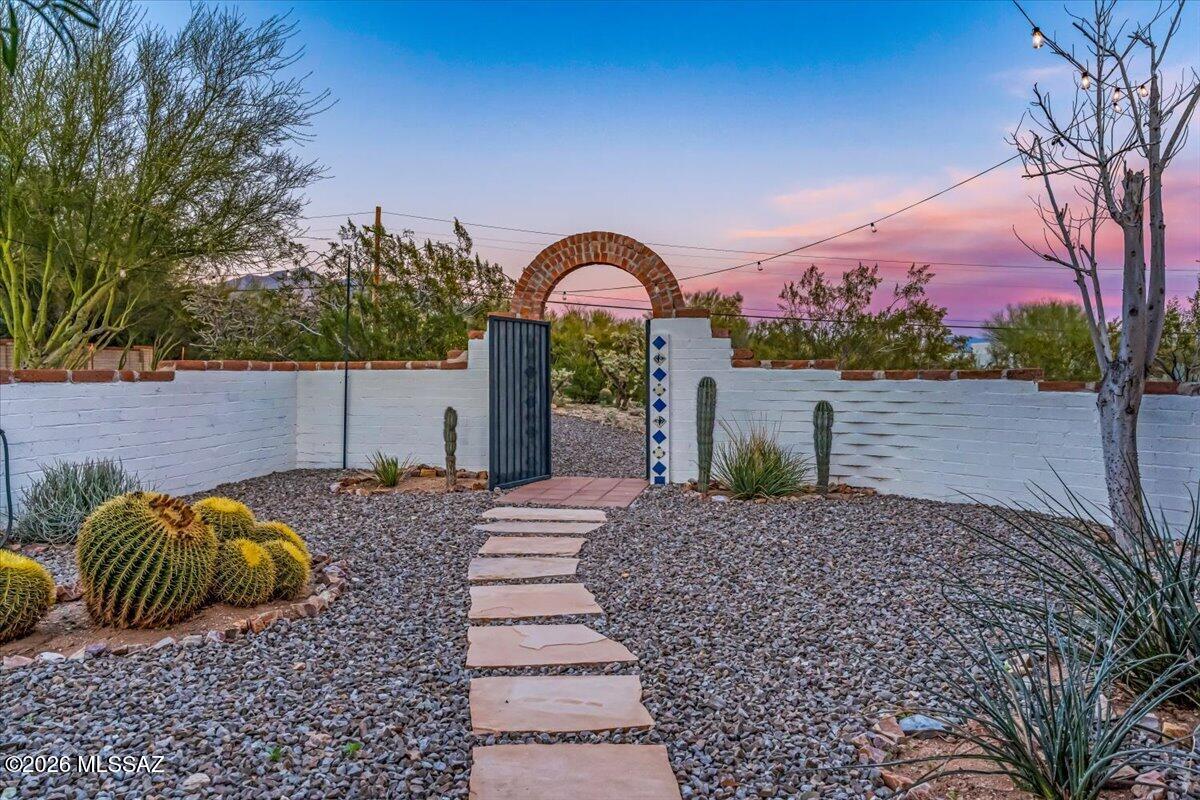 6200 North Vía Ranchero Tucson, AZ 85704 - Photo 42 of 50 Gallery Image 42