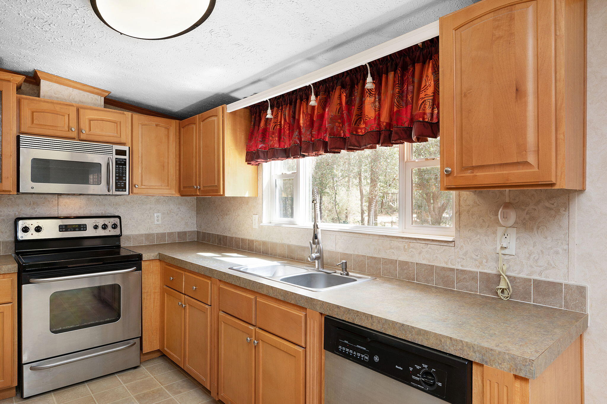 4662 Todd Road Crestview, FL 32539 - Photo 16 of 39 16-web-or-mls-4662 Todd Rd-9