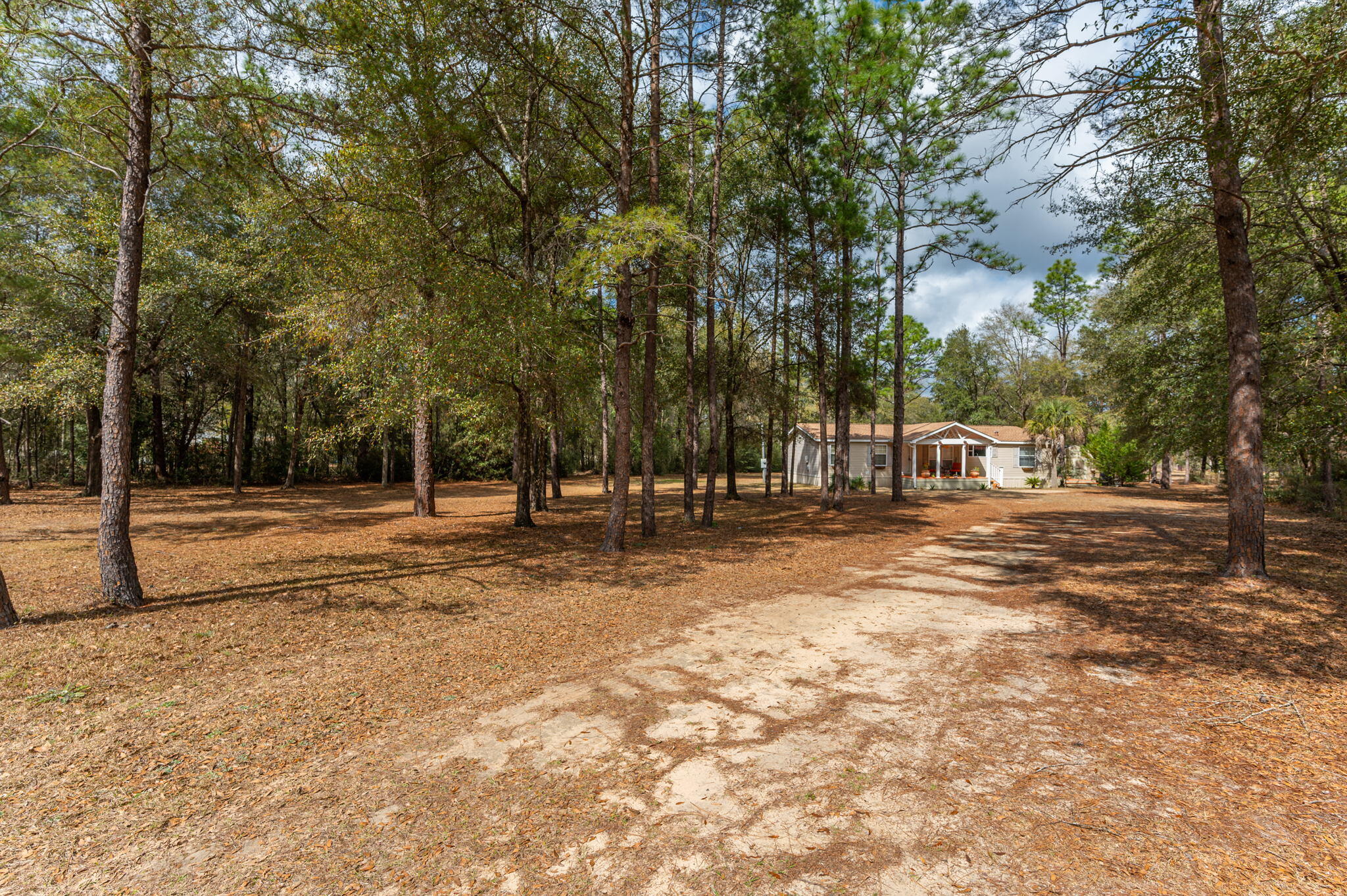 4662 Todd Road Crestview, FL 32539 - Photo 2 of 39 2-web-or-mls-4662 Todd Rd Exterior-1