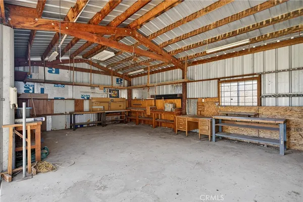 a view of a house with a big yard