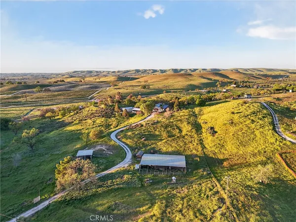 $829,000 | 3476 Redtail Place, Creston, CA 93432