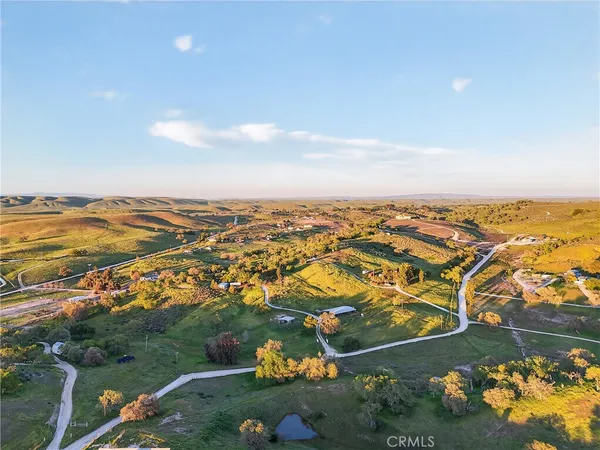 $829,000 | 3476 Redtail Place, Creston, CA 93432