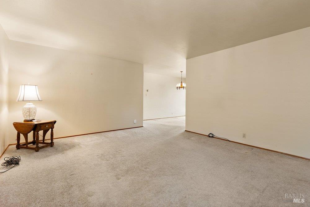 2560 Fraser Court Pinole, CA 94564 - Photo 4 of 31