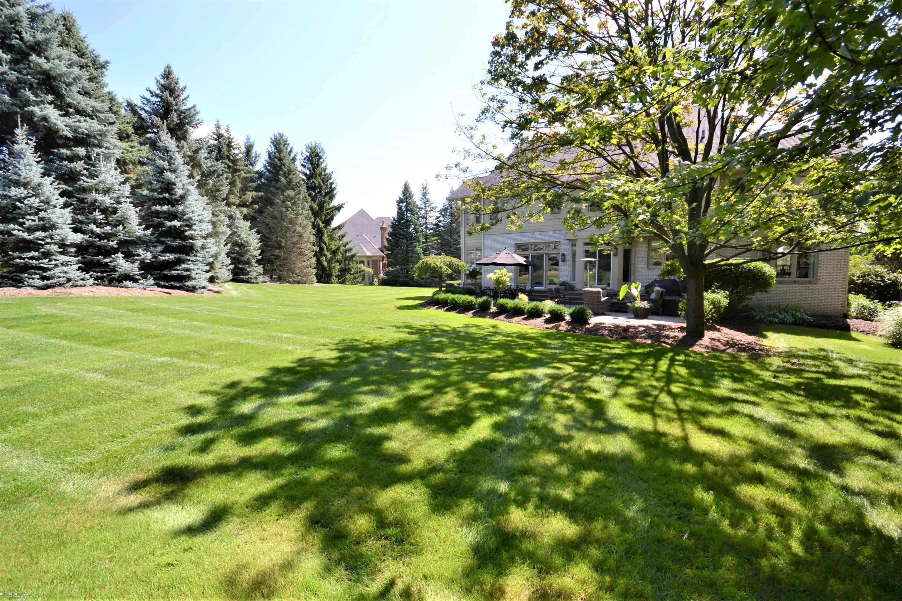 1813 Fox Run Rochester Hills, MI 48306 - Photo 12 of 68