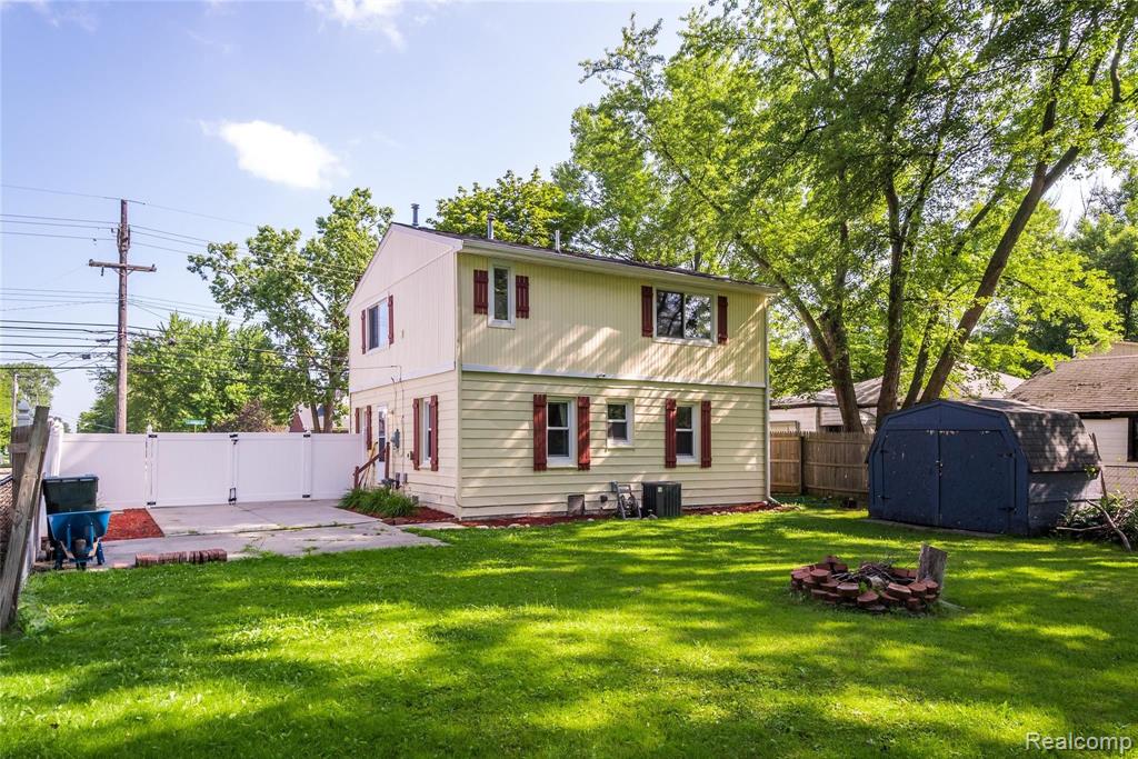 1773 West Auburn Road Rochester Hills, MI 48309 - Photo 17 of 18