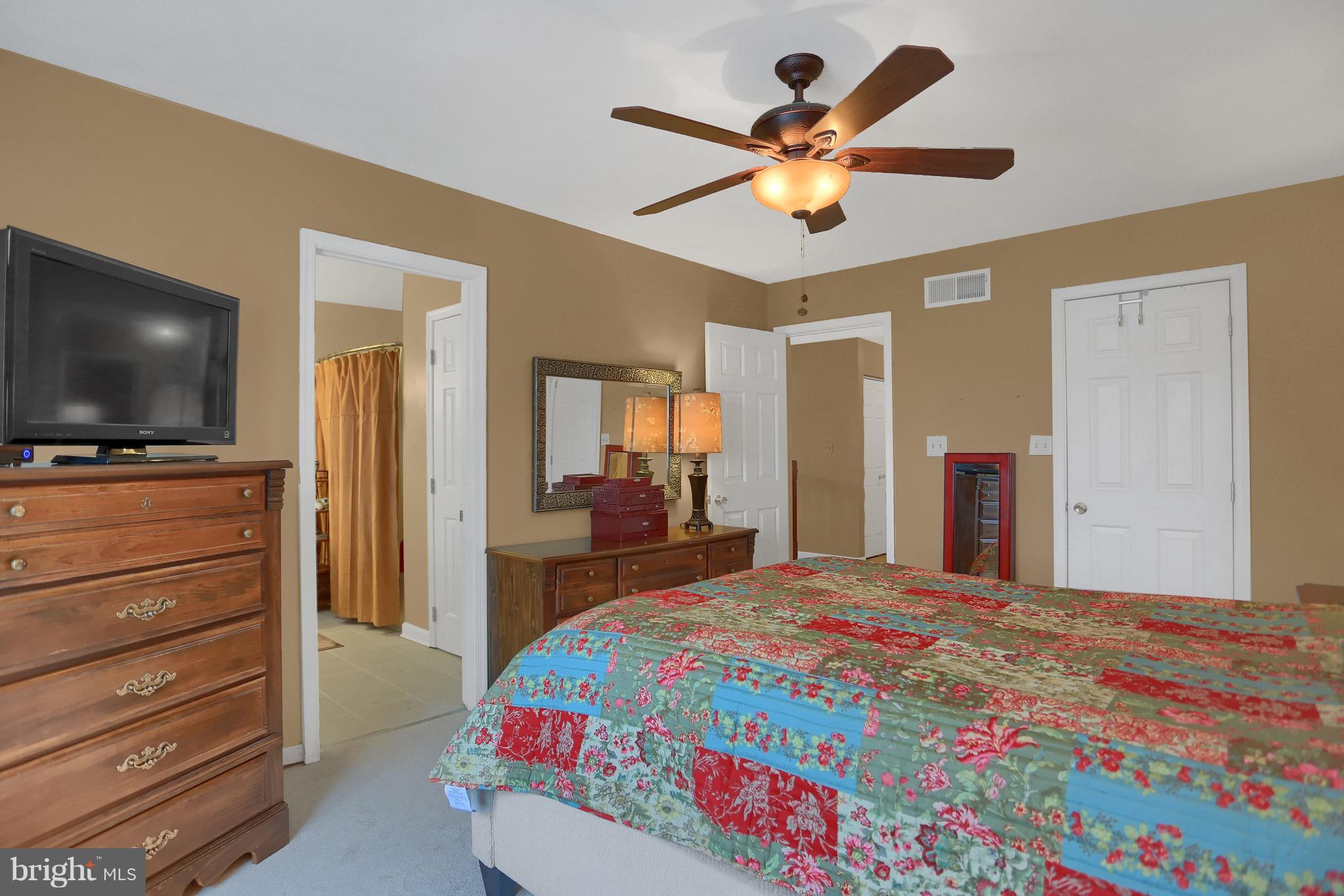 210 Fawn Ridge North Harrisburg, PA 17110 - Photo 11 of 18 Gallery Image 11