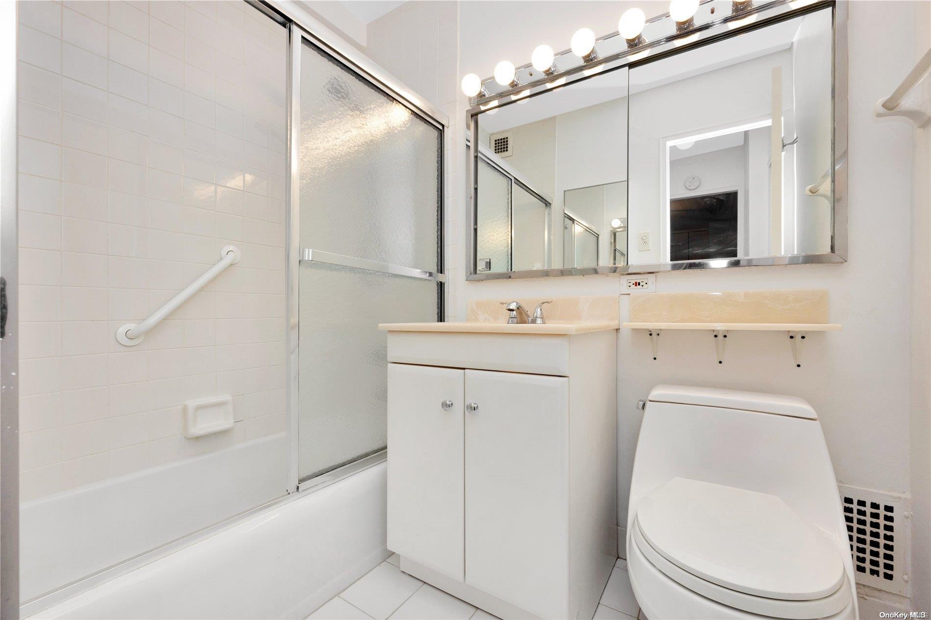 110-11 Queens Boulevard, Unit F4 Queens, NY 11375 - Photo 19 of 28 Bathroom