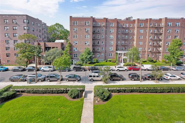 $415,000 | 110-11 Queens Boulevard, Unit F4 | Forest Hills