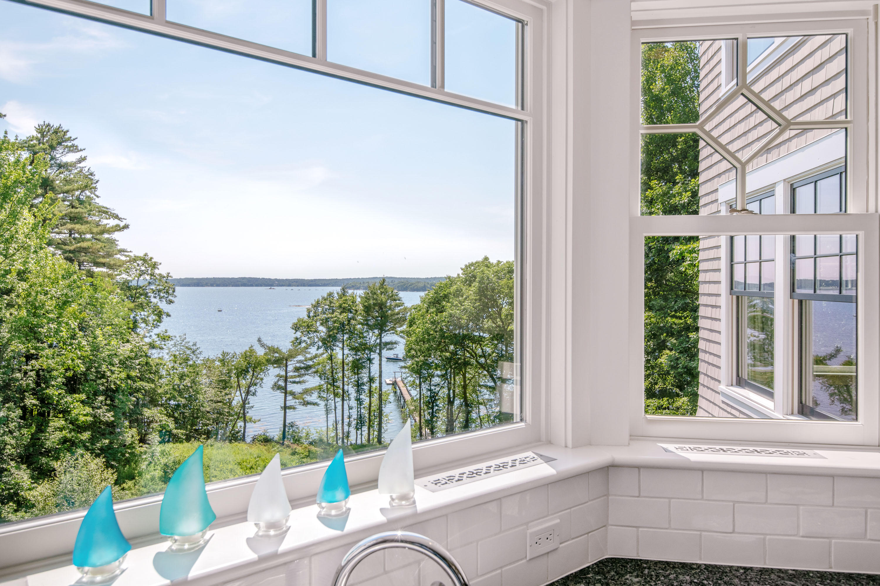 65 Sandy Point Road Yarmouth, ME 04096 - Photo 15 of 56 12