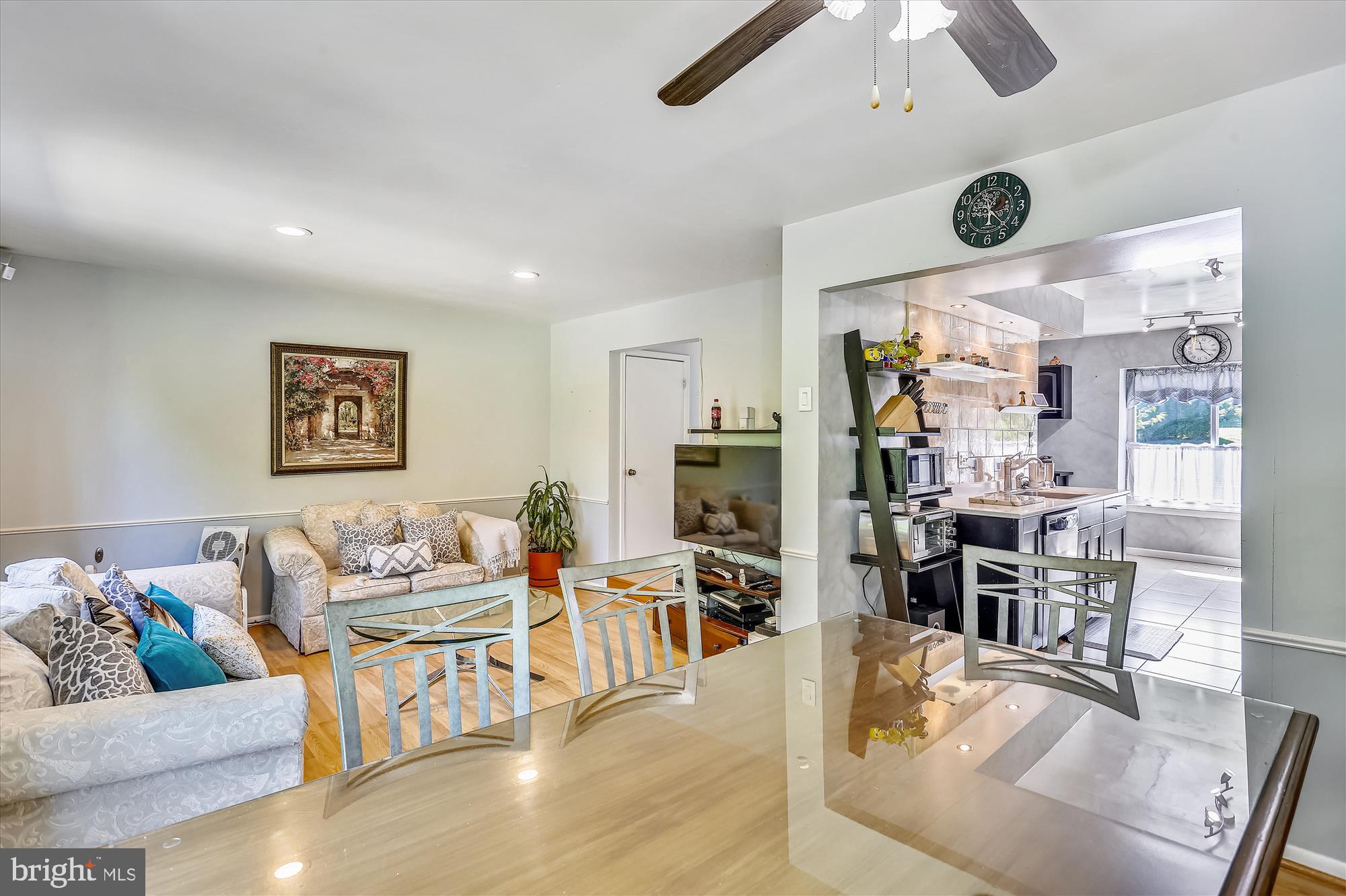 9065 Centerway Road Gaithersburg, MD 20879 - Photo 16 of 56