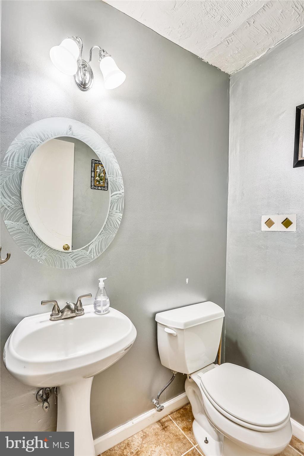 9065 Centerway Road Gaithersburg, MD 20879 - Photo 24 of 56