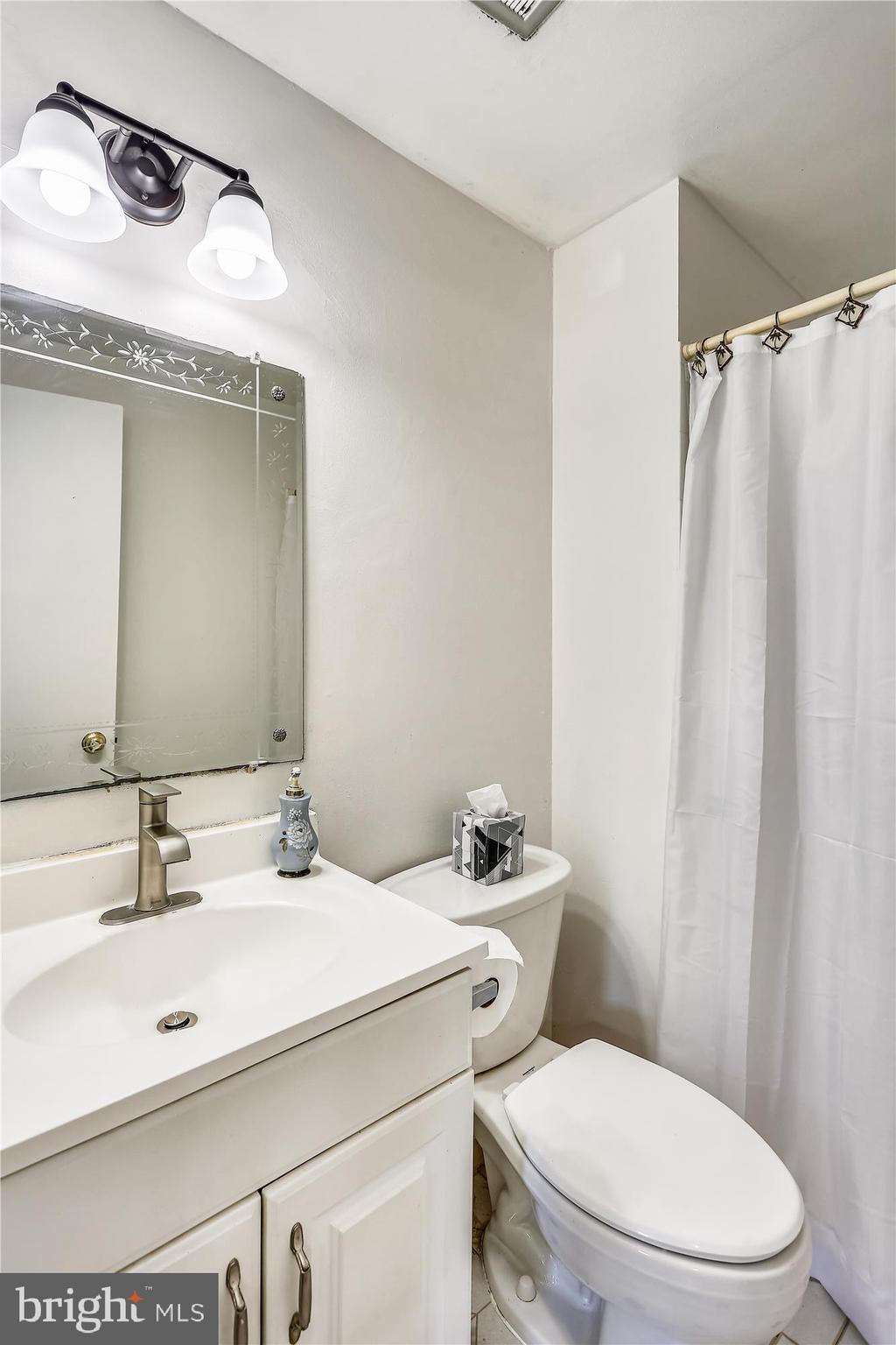 9065 Centerway Road Gaithersburg, MD 20879 - Photo 33 of 56