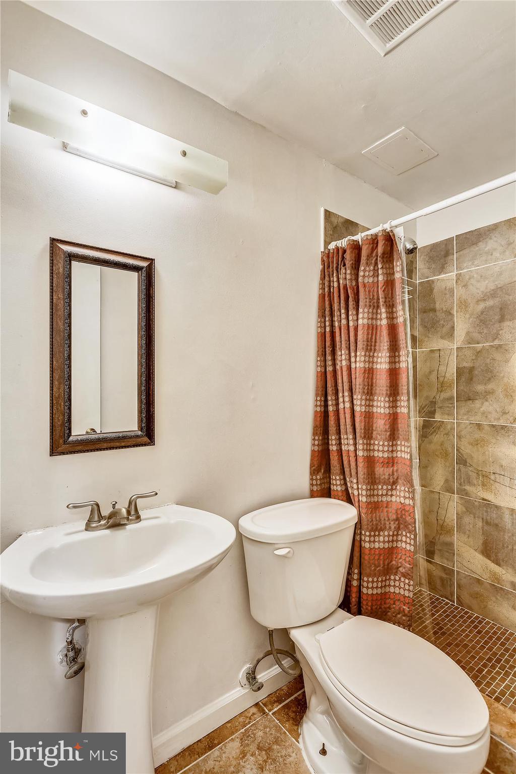9065 Centerway Road Gaithersburg, MD 20879 - Photo 44 of 56