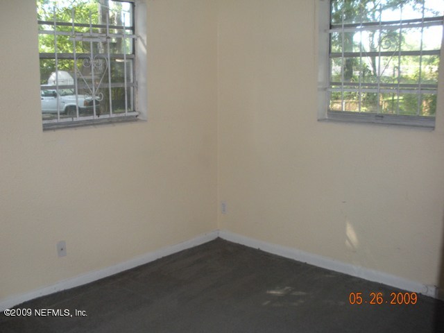 5208 Moncrief Road Jacksonville, FL 32209 - Photo 8 of 9 Bedroom