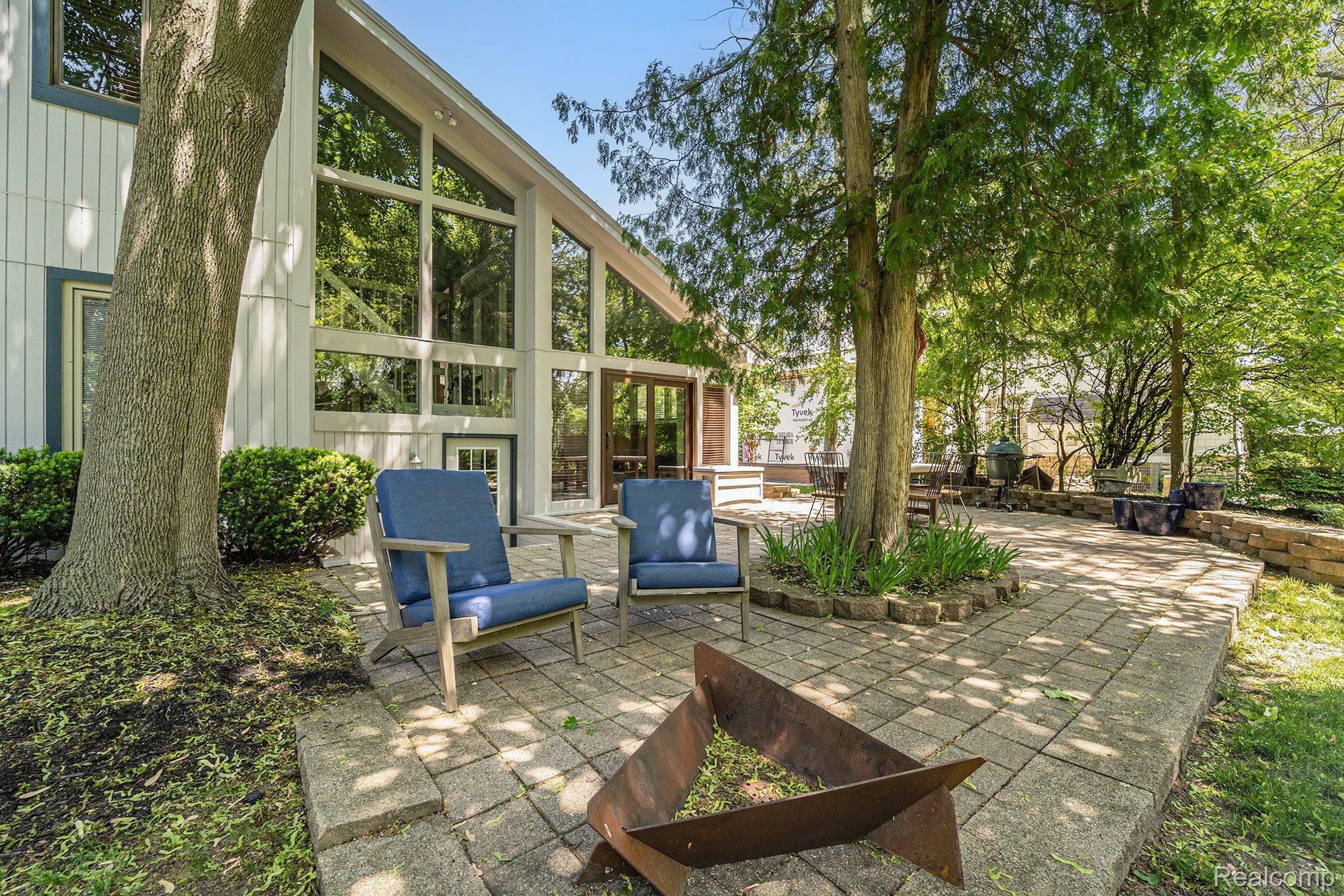 18201 Beverly Road Franklin, MI 48025 - Photo 43 of 46 Gallery Image 43