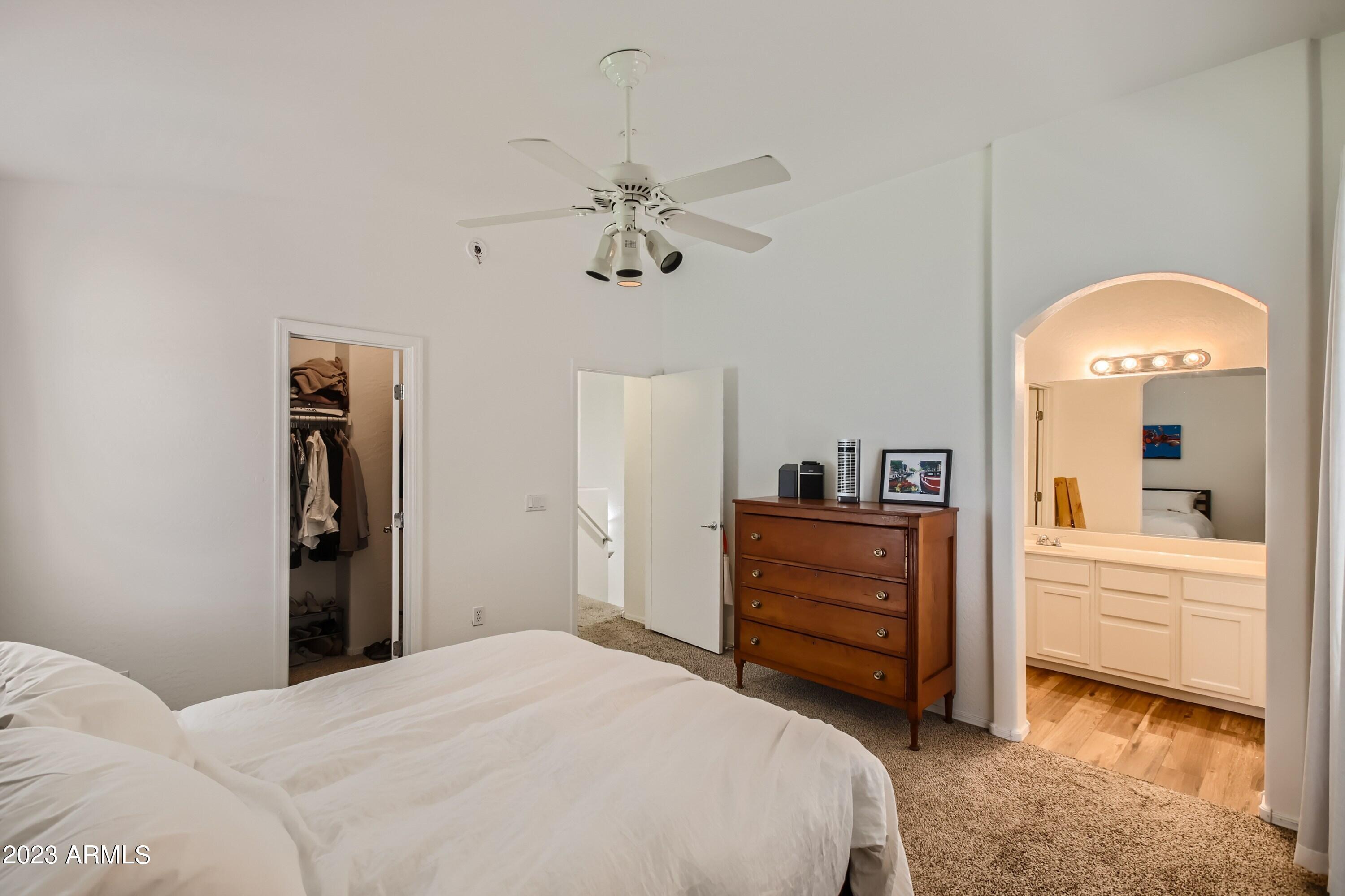 2150 East Bell Road, Unit 1040 Phoenix, AZ 85022 - Photo 16 of 28 18 2nd Floor Primary Bedroom