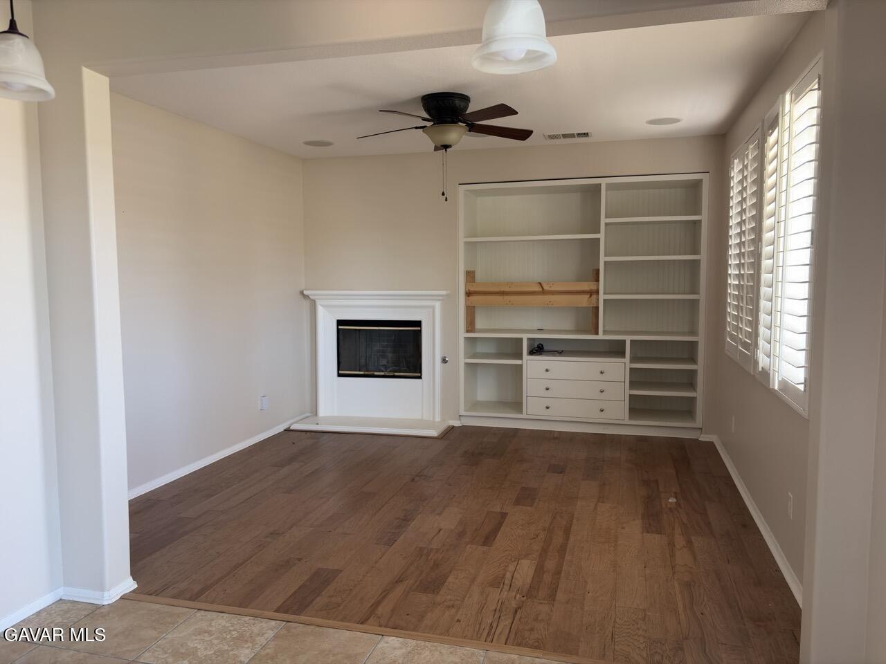 2841 Hornbeam Road Palmdale, CA 93551 - Photo 5 of 19 IMG_7782 Large