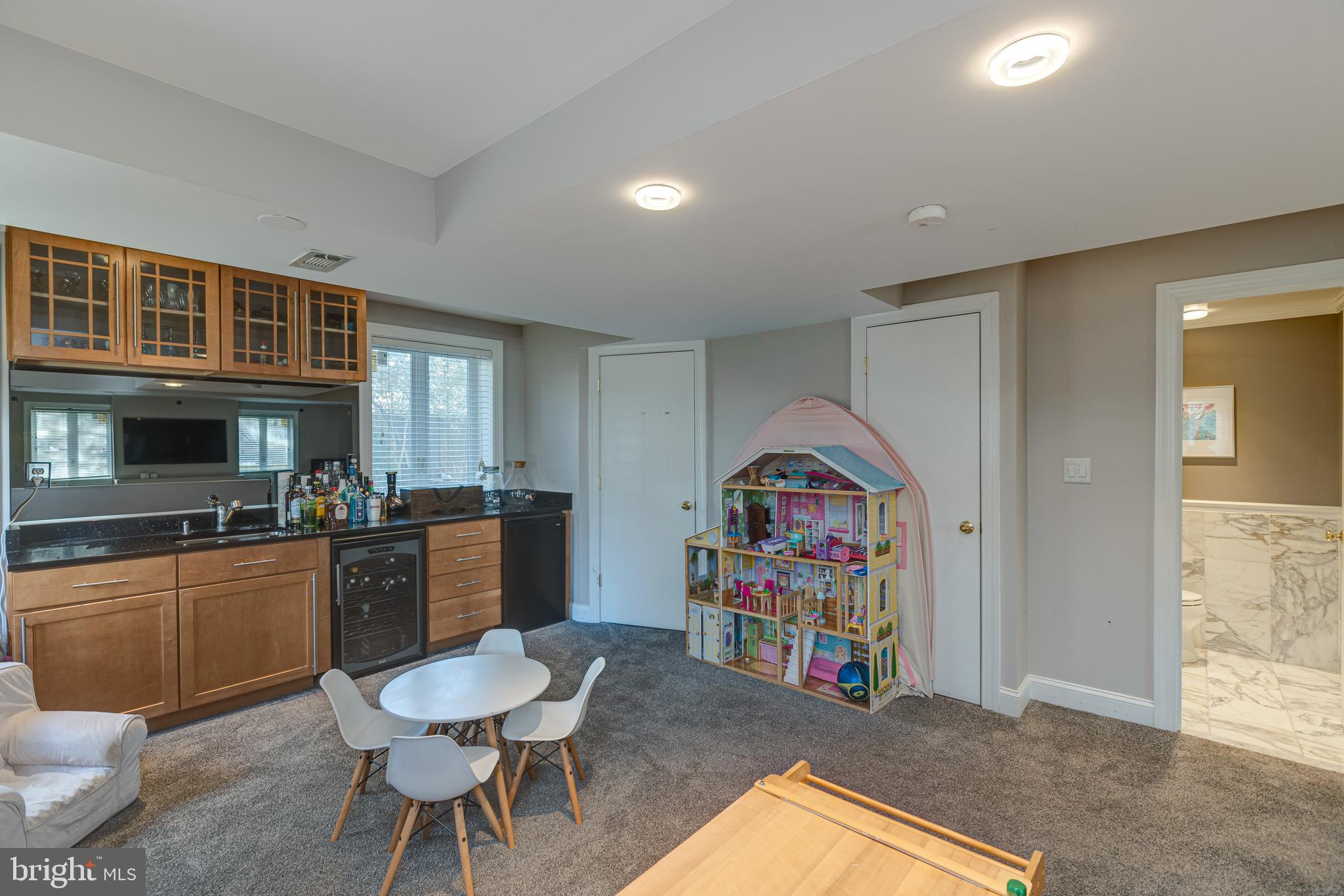 8730 Old Courthouse Road Vienna, VA 22182 - Photo 36 of 66 Gallery Image 36