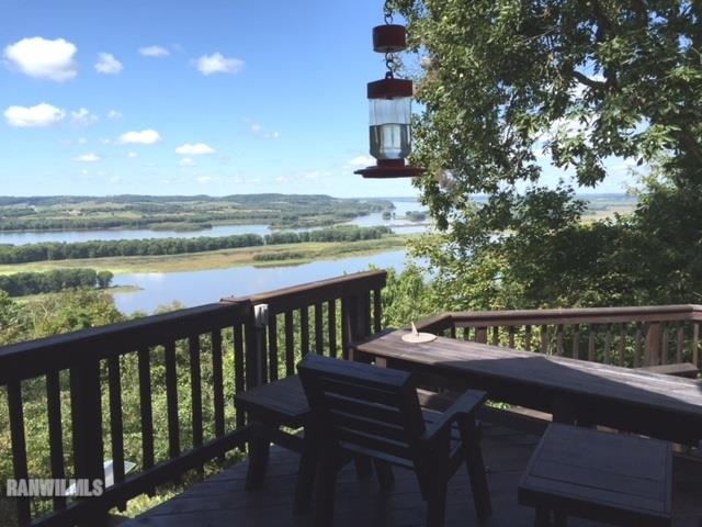 8634 Fisher Road Hanover, IL 61041 - Photo 8 of 25 a view of a balcony with lake view