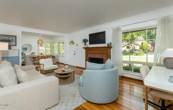 $6,000 | 4630 Alveo Road, La Canada Flintridge, CA 91011