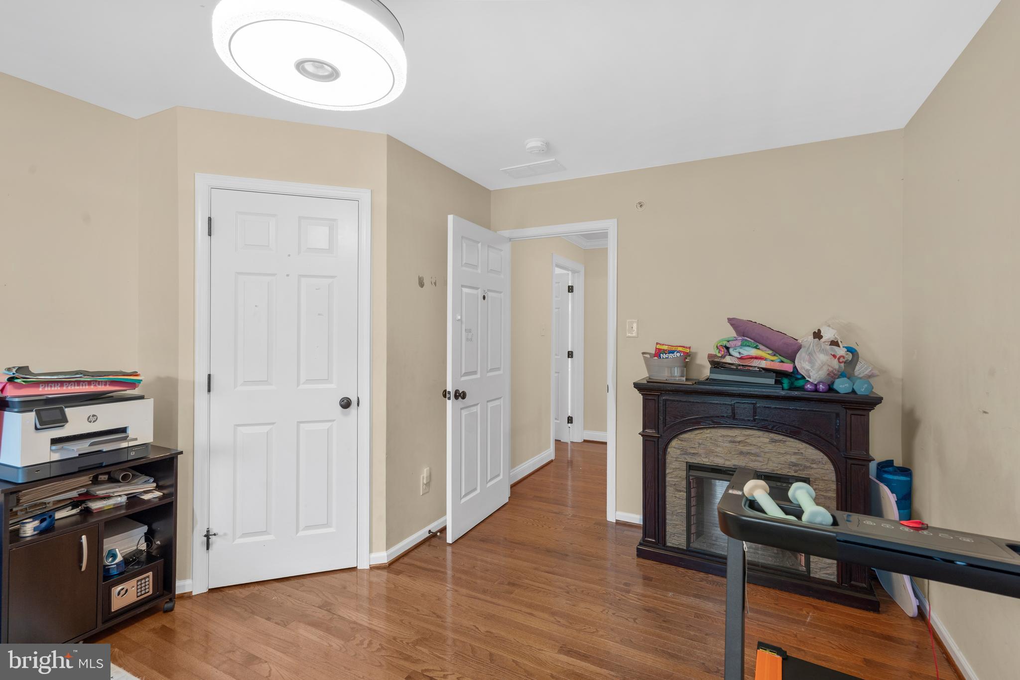 776 Barry Drive Springfield, PA 19064 - Photo 35 of 44 a view of livingroom with furniture and wooden floor