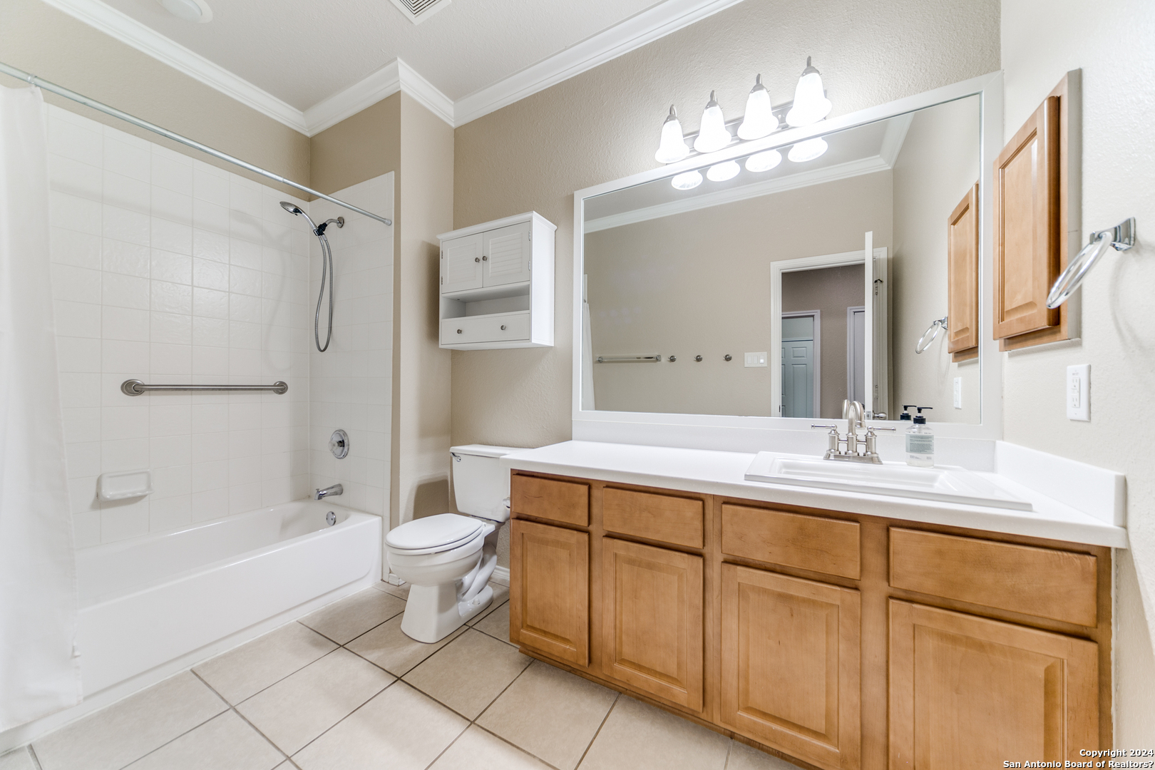 105 Winding Path Boerne, TX 78006 - Photo 13 of 17
