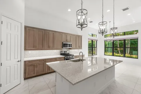 $949,000 | 11902 Palermo Road, Parkland, FL 33076