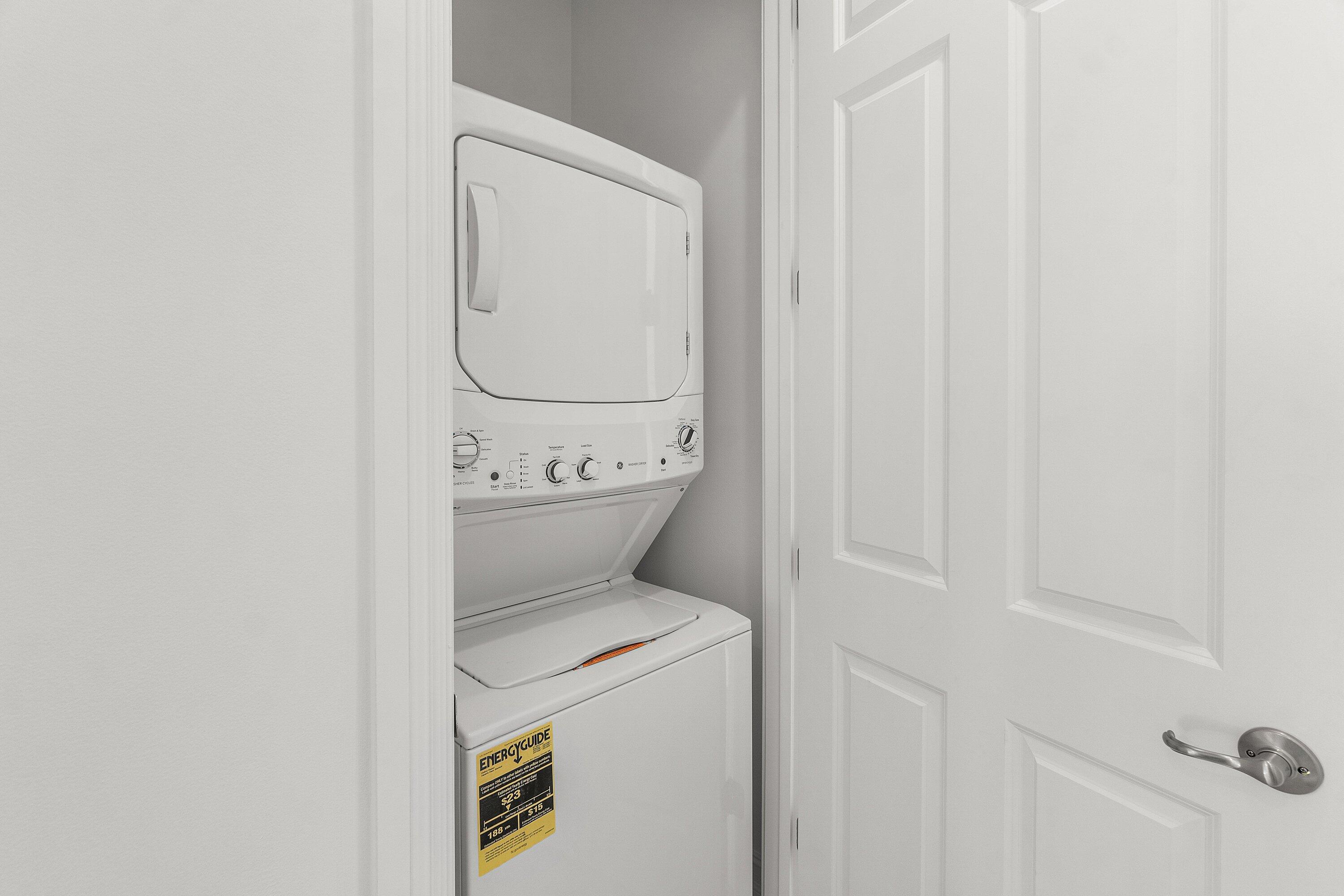 11902 Palermo Road Parkland, FL 33076 - Photo 35 of 48 Xtra Suite Laundry