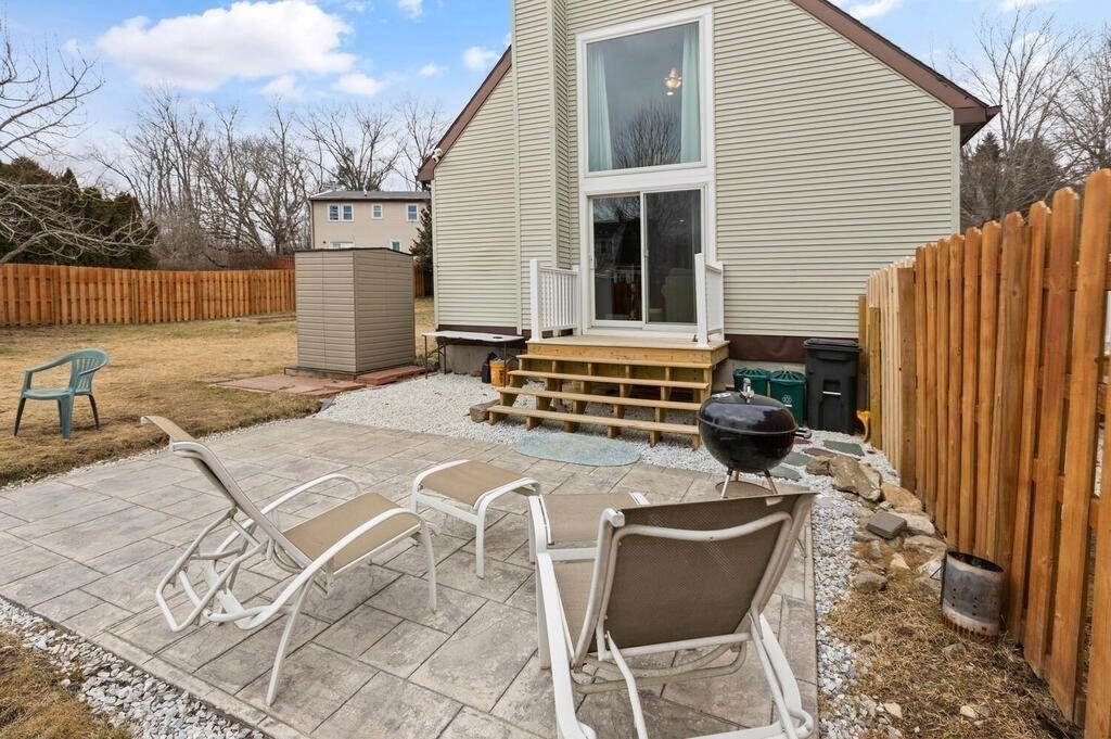 31 Broughton Road Worcester, MA 01607 - Photo 8 of 34 Gallery Image 8