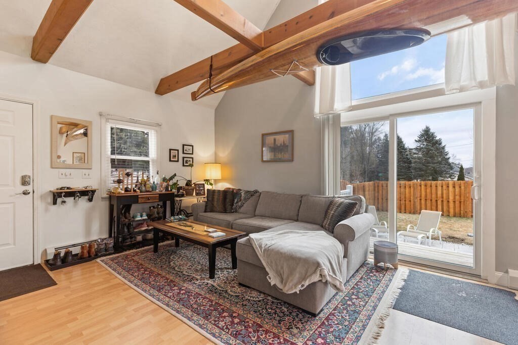 31 Broughton Road Worcester, MA 01607 - Photo 10 of 34 Gallery Image 10