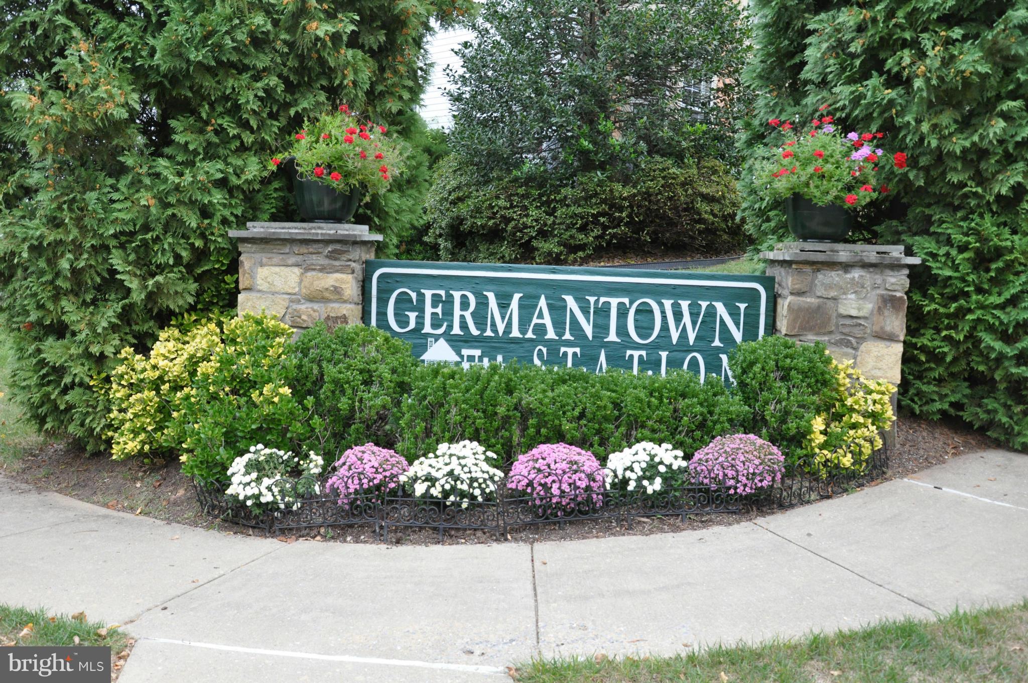 12934 Summit Ridge Terrace Germantown, MD 20874 - Photo 3 of 29 Community