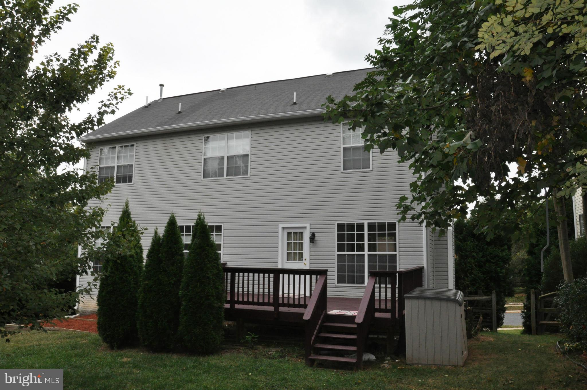 12934 Summit Ridge Terrace Germantown, MD 20874 - Photo 4 of 29 Exterior (Rear)