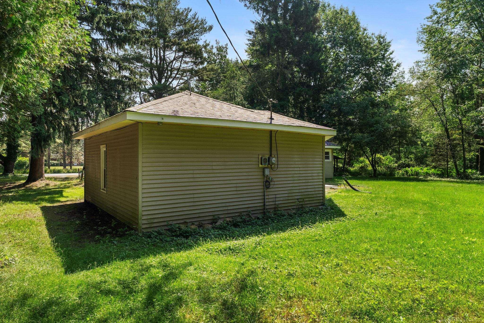 2630 Lakeshore Road Applegate, MI 48401 - Photo 29 of 39 50146405-2c103072-e075-4012-9100-b48fed8d30ee.JPG