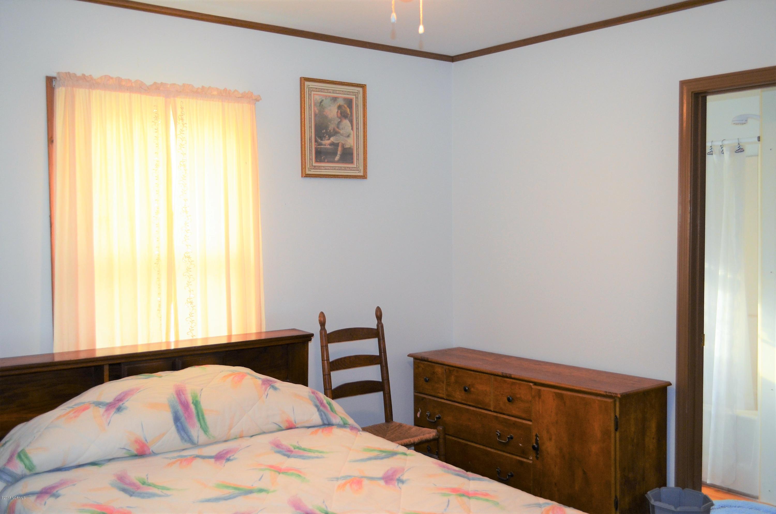 167 Piver Road Beaufort, NC 28516 - Photo 12 of 36 DSC_0542 - Copy