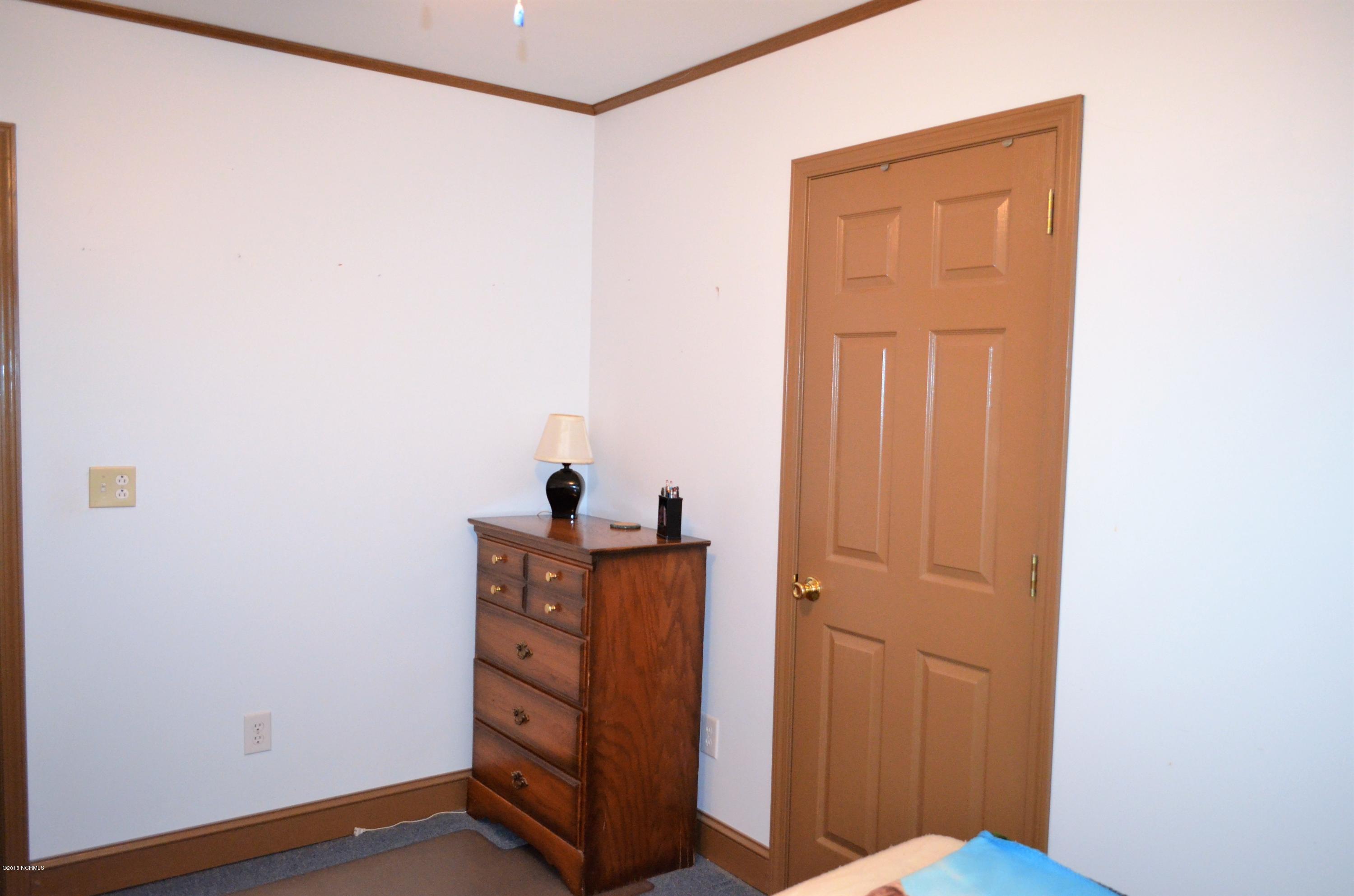 167 Piver Road Beaufort, NC 28516 - Photo 18 of 36 DSC_0550