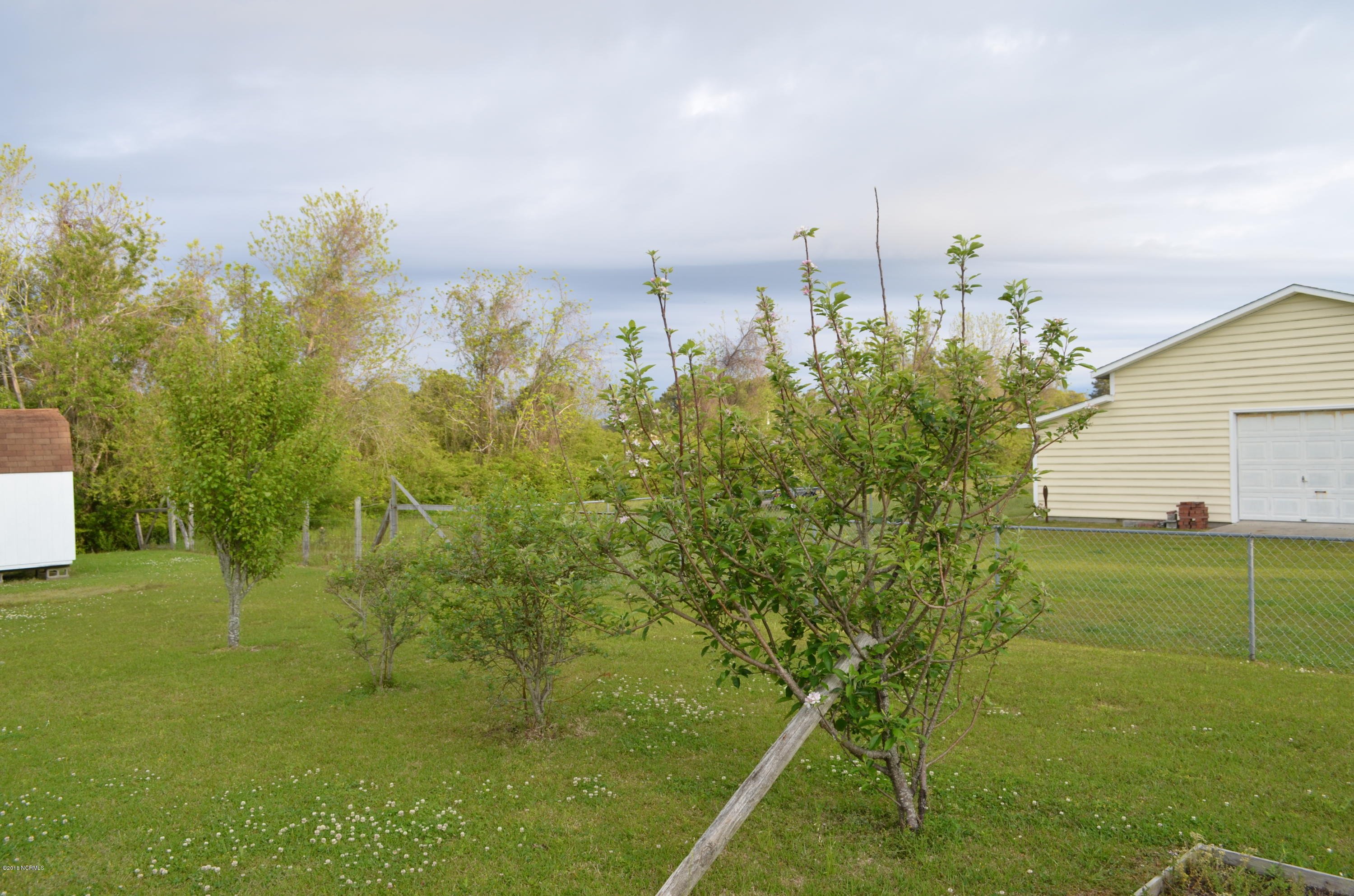 167 Piver Road Beaufort, NC 28516 - Photo 35 of 36 DSC_0572