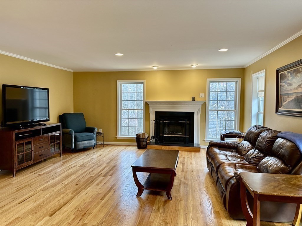 319 Main Road Westport, MA 02790 - Photo 14 of 32 Gallery Image 14